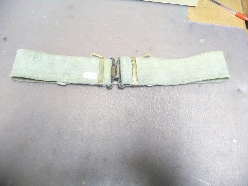 BRITISH WW2 P37 WEBBING BELT